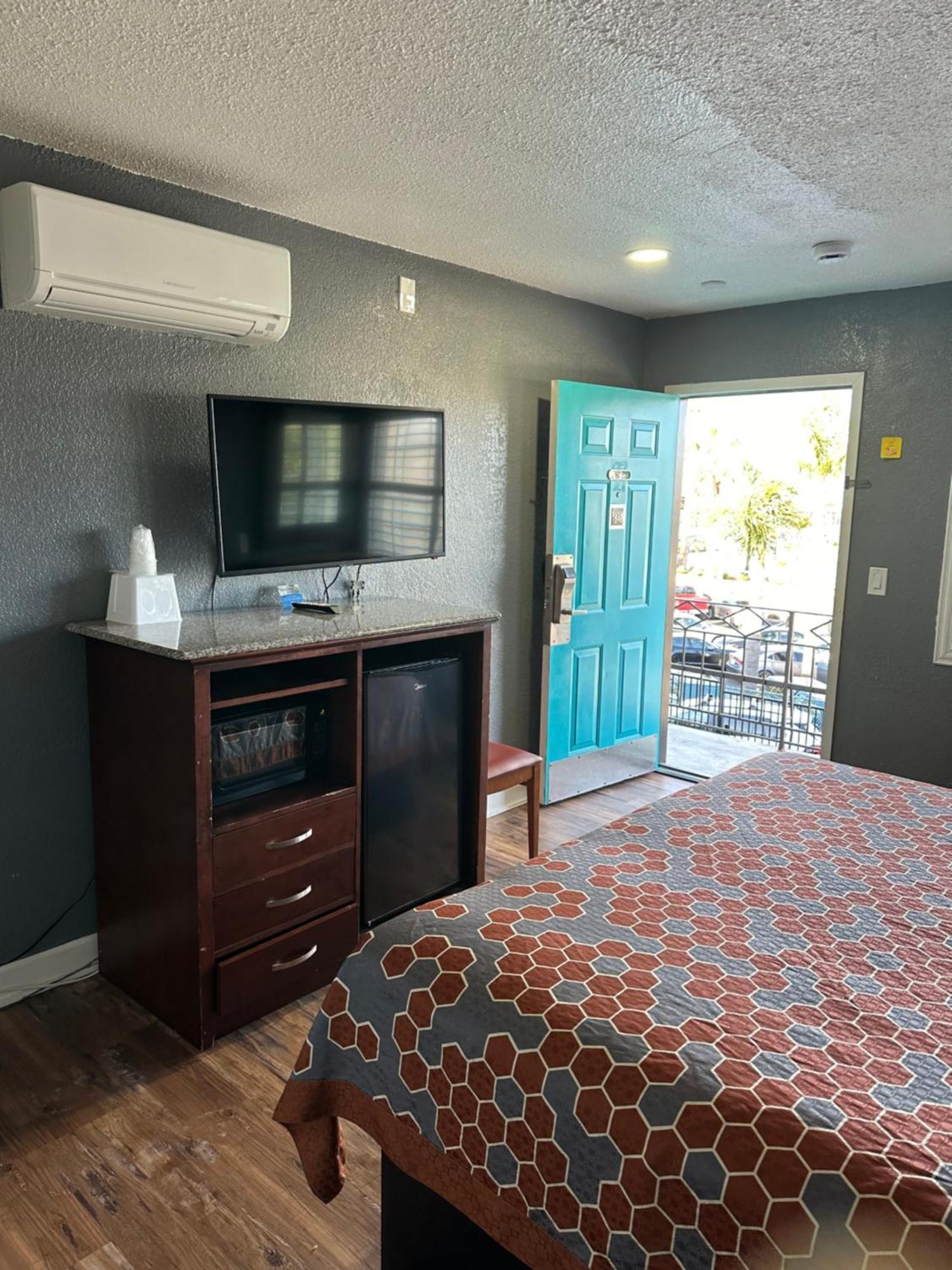 Motel Fireside By The Boardwalk & Bowling 2*