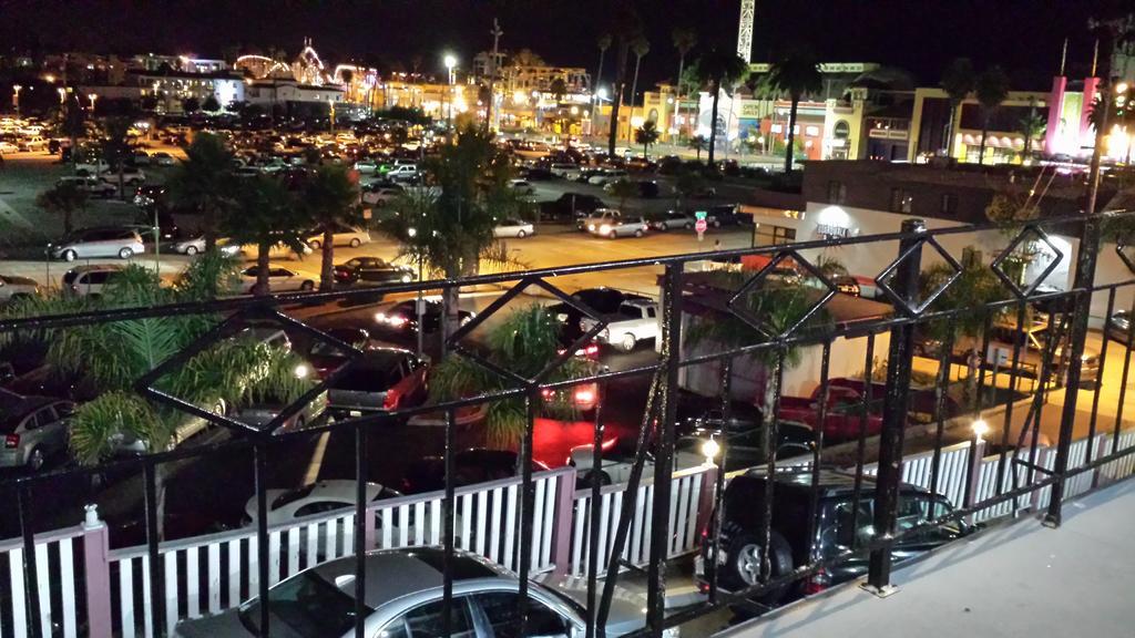 Fireside By The Boardwalk & Bowling Motel Santa Cruz