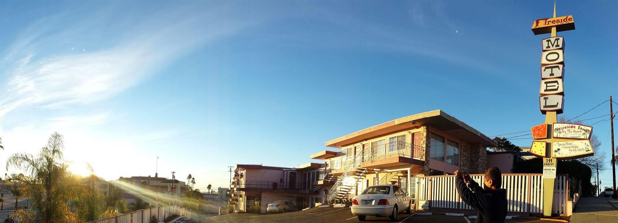 Fireside By The Beach Boardwalk & Bowling Motel